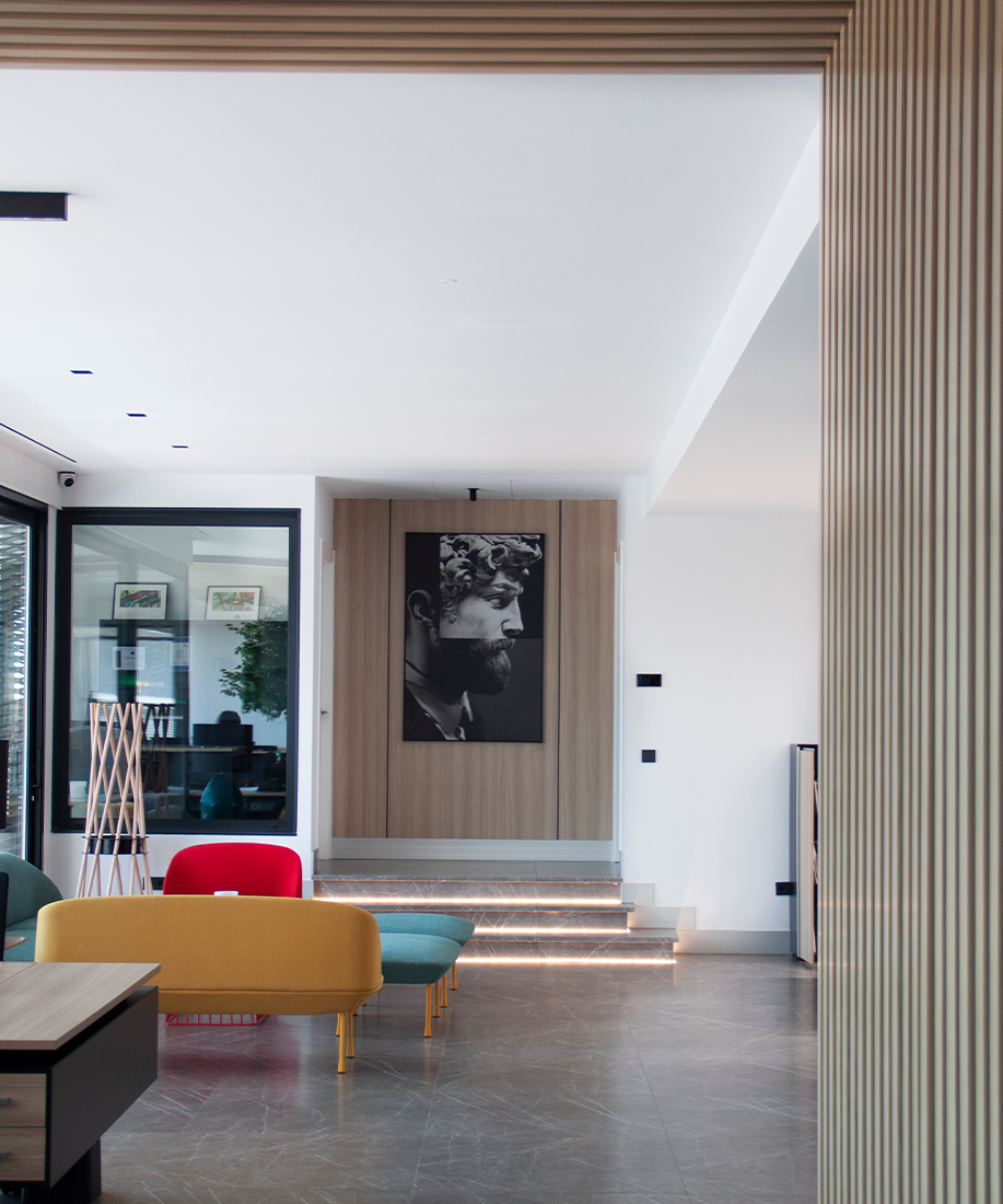 Oficinas Madeinled-1