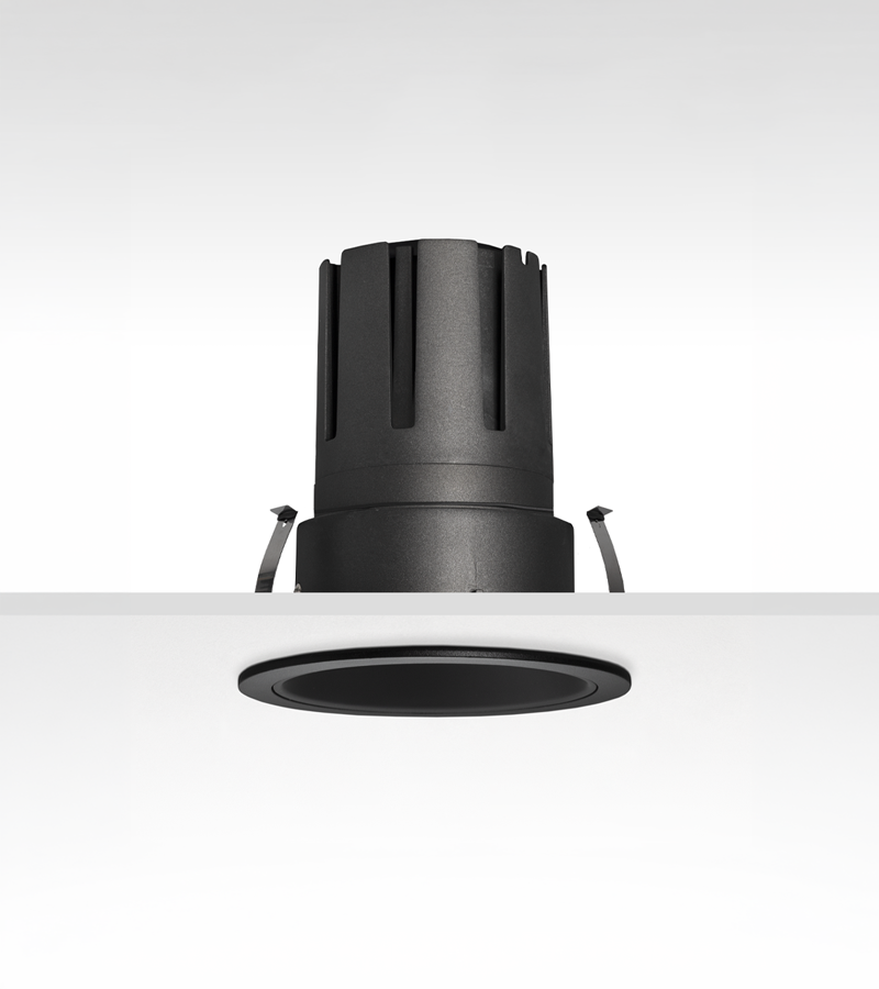 Múltiplo 42W aro recesado orientable con reflector negro