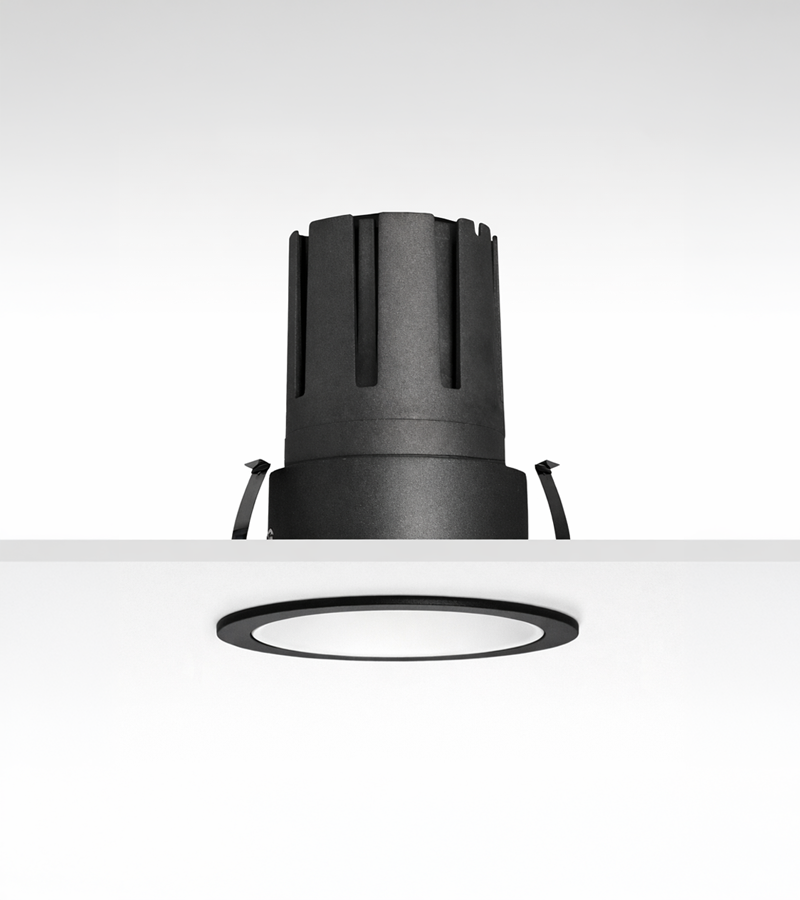 Múltiplo 42W aro recesado orientable con reflector blanco y negro