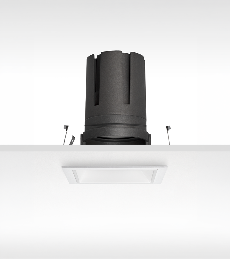 Múltiplo 42W aro recesado orientable cuadrado con reflector  Blanco