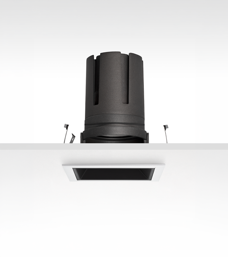 Múltiplo 42W aro recesado orientable cuadrado con reflector blanco y negro