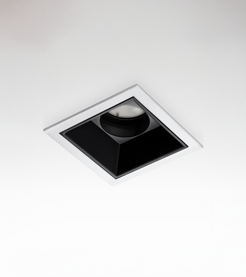 Múltiplo 42W aro recesado orientable cuadrado con reflector blanco y negro