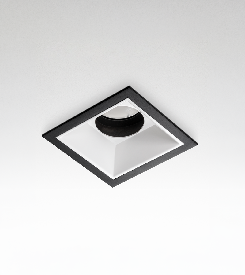 Múltiplo 42W aro recesado orientable cuadrado con reflector negro y blanco