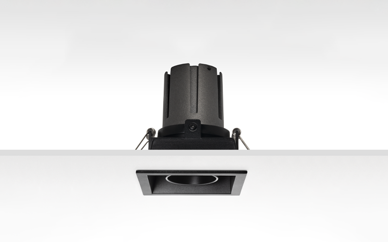 Múltiplo 15W aro multidireccionable cuadrado Negro