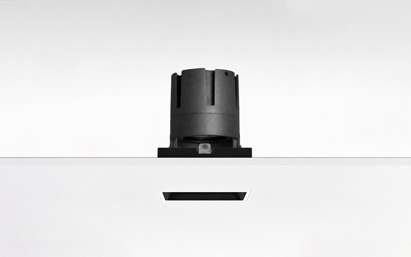 Múltiplo 9W aro recesado orientable trimless cuadrado con reflector blanco y negro