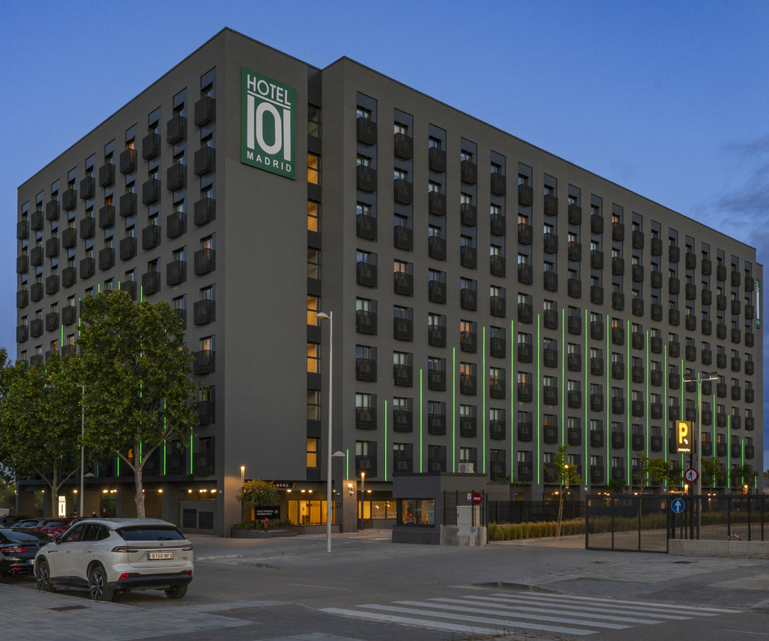 Hotel 101-4