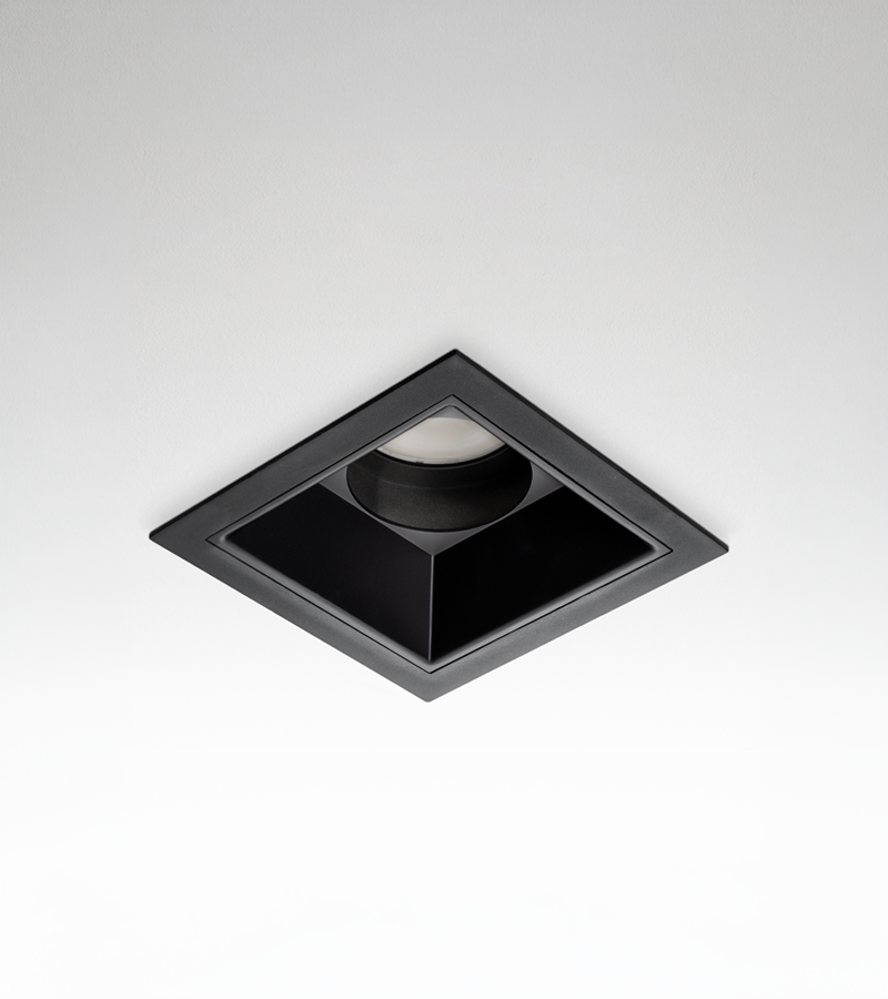 Múltiplo 24W aro recesado orientable cuadrado con reflector Negro